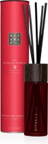 Top 10 Top 10 meest verkochte interieur parfums (2020): RITUALS The Ritual of Ayurveda Mini Fragrance Sticks. 50 ml